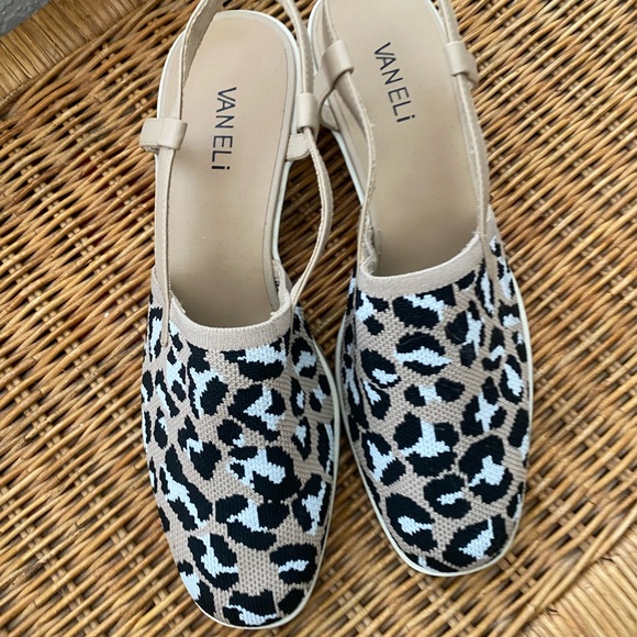 VANELi Greer Slingback Wedge - Leopard. 9.5 Never worn! - Picture 4 of 11